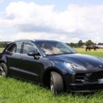 Pferdeanhänger-Zugfahrzeugtest Porsche Macan auf mit-Pferden-reisen.de: Luxuriöses Midsize SUV