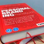 Das große Personal Branding Handbuch – knapp 500 Seiten geballtes Expertenwissen.