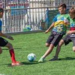 Talentierte Jungen und Mädchen aus verschiedenen Ländern nehmen bei "Fußball für Freundschaft" teil. (Bildquelle: ©F4F)