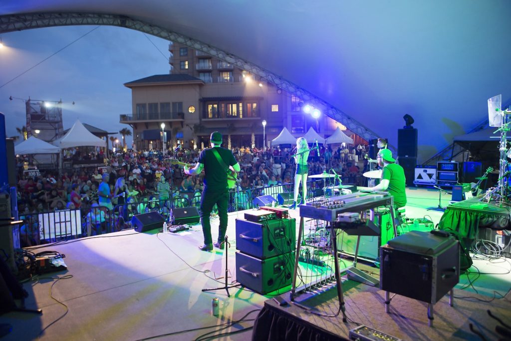 In Virginia Beach locken in diesem Jahr wieder viele Open-Air-Konzerte. (Bildquelle: Live on Atlantic)