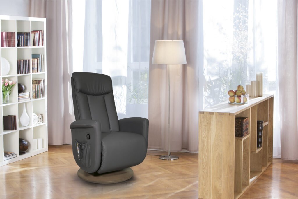 Konfortable Ruhe- und Aufstehsessel machen das Leben auch in Zeiten von Corona komfortabler. (Bildquelle: TOPRO GmbH)