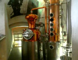 Die Usedomer Insel-Destillerie auf Wasserschloss Mellenthin