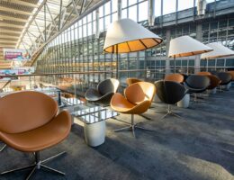 Flughafen Hamburg mit exklusivem Design-Ambiente von BoConcept Hamburg
