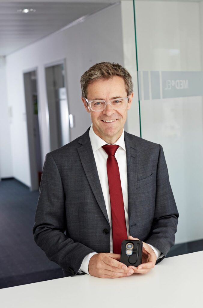 Geschäftsführer Gregor Dittrich freut sich über die Aufnahme von MED-EL Deutschland in den BVHI (Bildquelle: @ MED-EL)