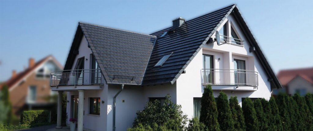 GfG Architektenhäuser werden auf Wunsch mit Solardachziegeln von autarq eingedeckt (Bildquelle: autarq GmbH)