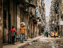 Trauriger Rekord: Halb Syrien hungert / Inflation lässt die Not nach Angaben der SOS-Kinderdörfer massiv ansteigen