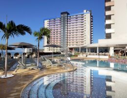 Hard Rock Hotel Tenerife eröffnet wieder am 30. Juli unter dem neu-eingeführten "SAFE + Sound"-Programm