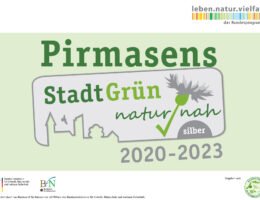 Auszeichnung für Pirmasens (Bildquelle: Bündnis „Kommunen für biologische Vielfalt e. V.“)