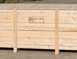 Transportkisten aus Holz können Schwankungen von Temperatur und Luftfeuchte sehr gut ausgleichen.