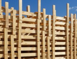 Die Paletten von G. Küst Holzverarbeitung sind ökologische Lösungen für Sondertransporte in Gaggenau
