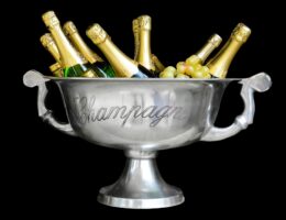 Champagner gehört zu den Premium Produkten