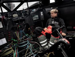 Gleistein Ropes is the Official Rope Supplier on board of HUGO BOSS – Credit: ALEX THOMSON RACING