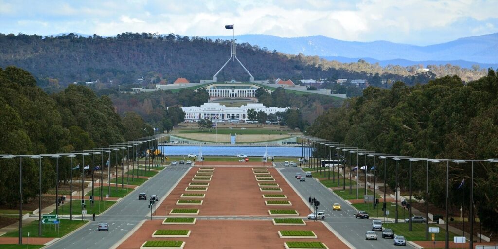 AUS Canberra Parlament 2021.02.20 Patty Jansen auf Pixabay aq tiny-bb25bef6