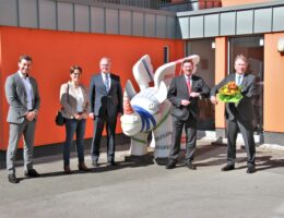 Gratulation zur Platinhochzeit: 70 Jahre Dolezych GmbH & Co. KG im Hafen Dortmund