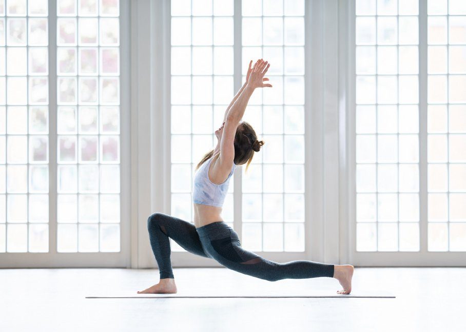 Der Lehrgang Yoga-Trainer/in-B-Lizenz der BSA-Akademie