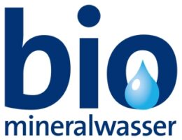 Qualitätsgemeinschaft Bio-Mineralwasser wächst: Römerwall NaturBrunnen mit Bio-Mineralwasser-Siegel ausgezeichnet