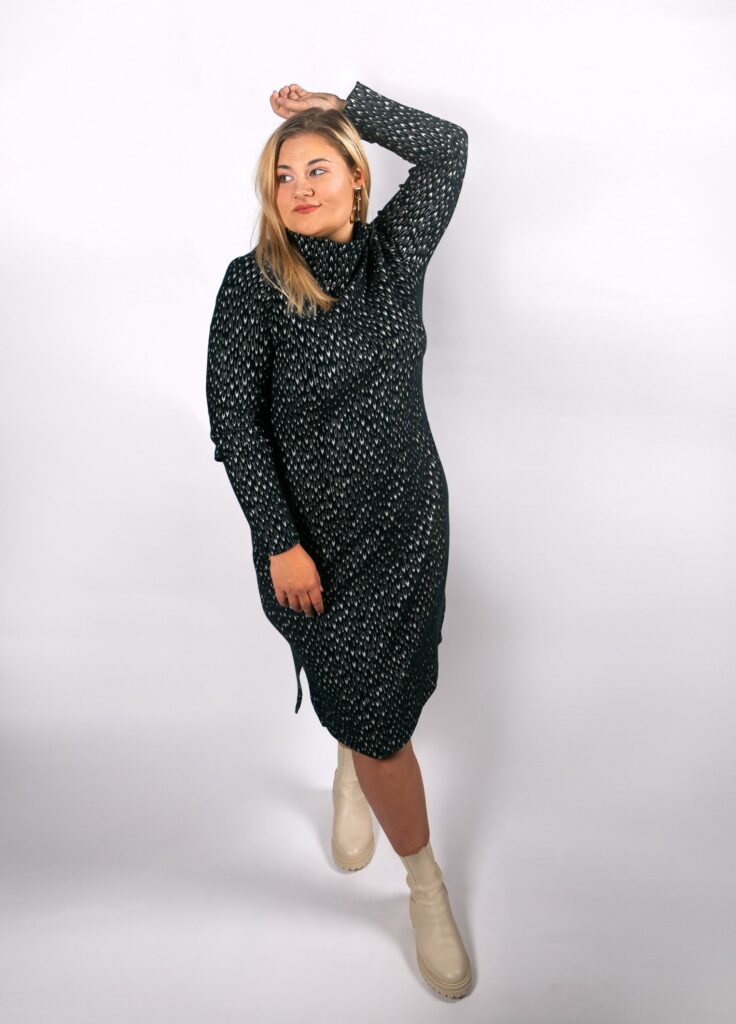 Nachhaltige Mode fürs Business - Ein Kleid aus der PURE by Ulla Popken Kollektion