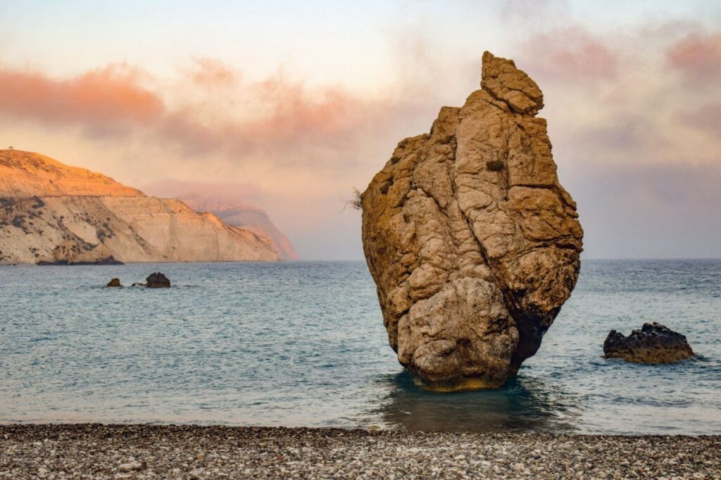 Steueroase Zypern - eine Perle im Mittelmeer (© PIXPRESS LTD)