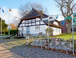 Hält Kultur und Tradition lebendig: Das Mönchguter Heimatmuseum in Göhren  (© Ostseeappartements Rügen)