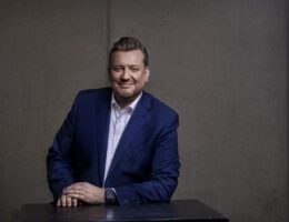 Florian Bohlmann wird CFO bei DEHN