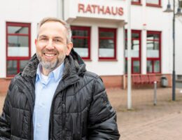 Markus Ebertz – neuer Bürgermeister der Gemeinde Hohenahr in Mittelhessen. (Bildquelle: @ Ben Schulz & Partner AG | Uwe Klössing)