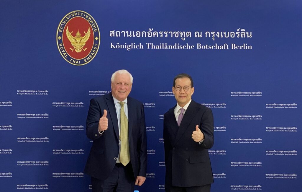 Hon. Trade Advisor of Thailand meets new Ambassador Nadhavathna Krishnamra 12.04.2022  (© Eberhard J. Trempel)