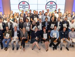 Preisträger des Awards „Deutschlands Beste Online-Portale 2022“ (Bildquelle: Thomas Ecke / DISQ / ntv)