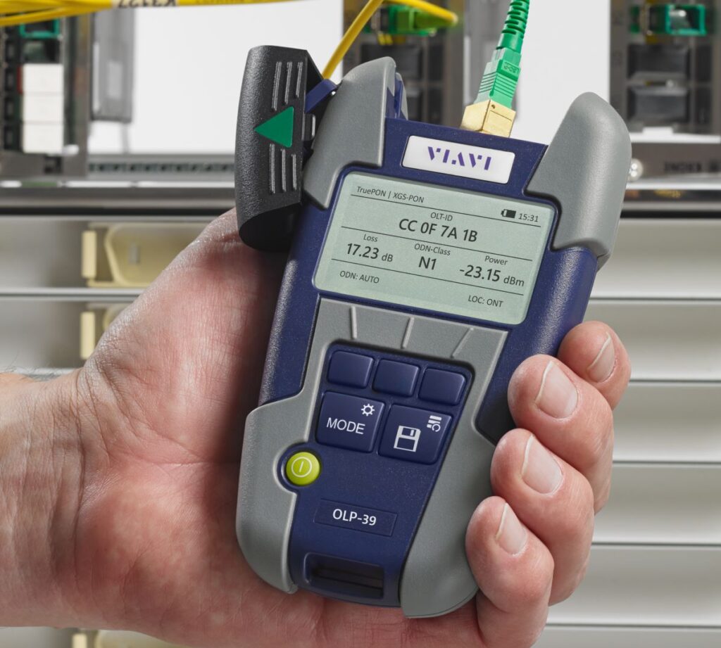 VIAVI Solutions präsentiert mit dem SmartPocket V2 OLP-39 TruePON Tester den ersten wellenlängenselektiven Pegelmesser mit TruePON