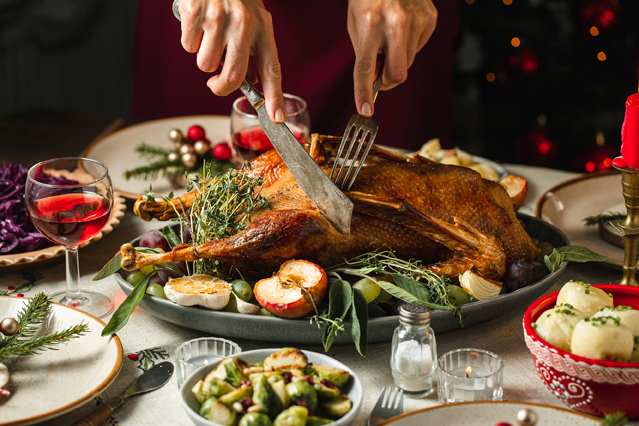 An Weihnachten kommen häufig besonders deftige Speisen auf den Tisch. (Bildquelle: ERGO Group)