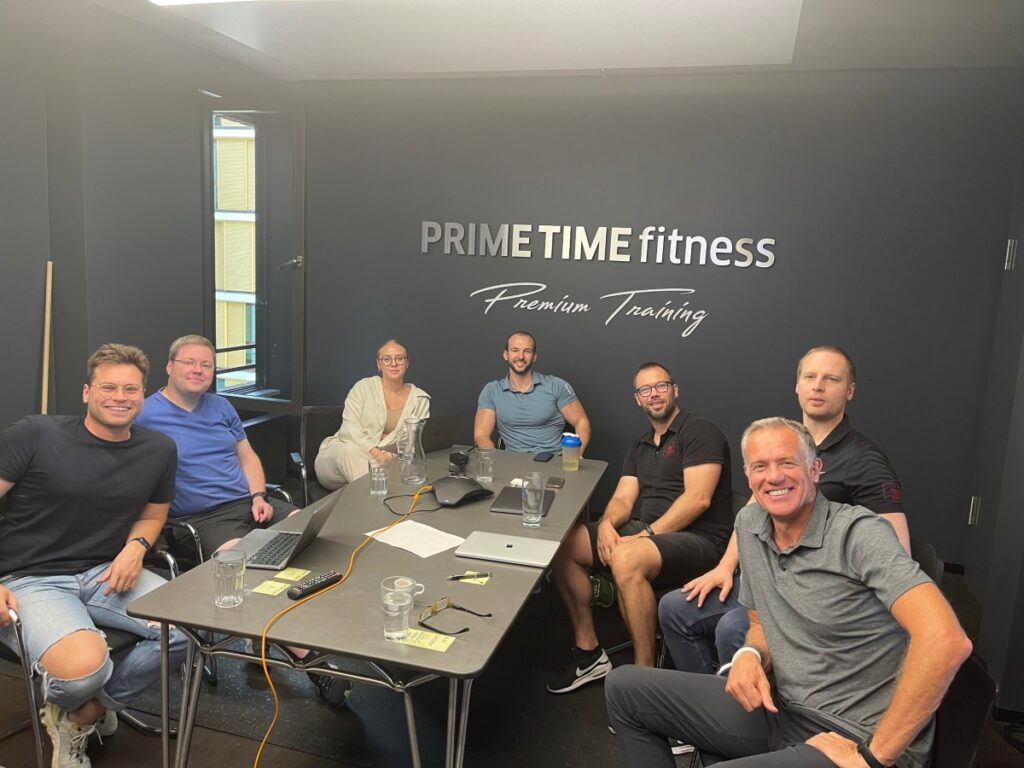 PRIME TIME fitness (© )