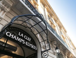 Das La Clef Champs-Elysées in Paris ist bereits eine feste Größe der Crest Collection. (Die Bildrechte liegen bei dem Verfasser der Mitteilung.)