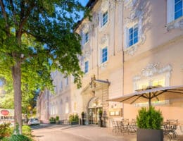 Nachhaltigkeit im Gastgewerbe: Würzburger Hotel Rebstock erhält Dehoga-Auszeichnung