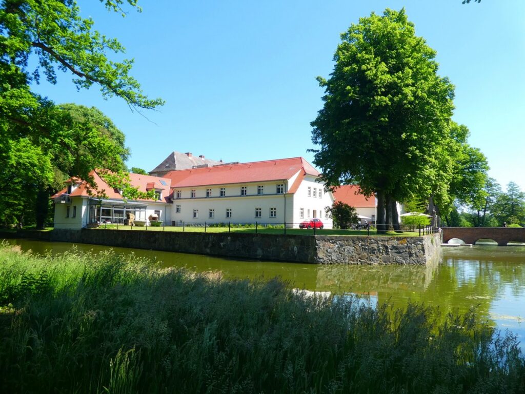 Wellness-Hotel für Genießer im Mittelpunkt der Insel Usedom - das Wasserschloss Mellenthin