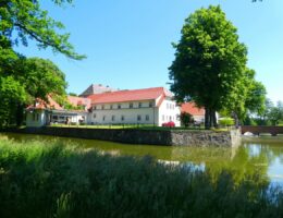 Wellness-Hotel für Genießer im Mittelpunkt der Insel Usedom - das Wasserschloss Mellenthin