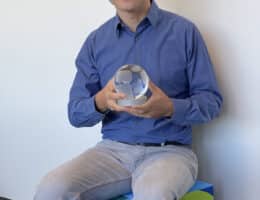 Daniel Büchle erhält Award des 20. Internationalen Marken-Kolloquiums