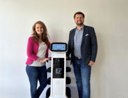 Wie neue Service-Roboter aus Schacht Audorf die Gastronomie revolutionieren