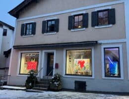 Hunt Slonem neue Arbeiten in Kitzbühel 2024 | FRANK FLUEGEL GALERIE