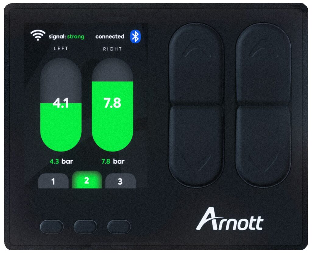 Universell einsetzbar: Der Arnott Air Helper Controller (AAC) revolutioniert künftig die Bedienung von Zusatzluftfedern.