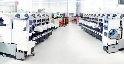Die Elektronikfabrik Limtronik treibt mit MOM von iTAC die Digitalisierung voran (Bildquelle: Limtronik)