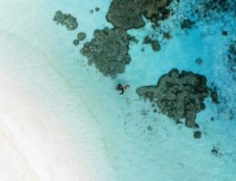 Serenity Healing Therapie in der Lagune von Baros Maldives