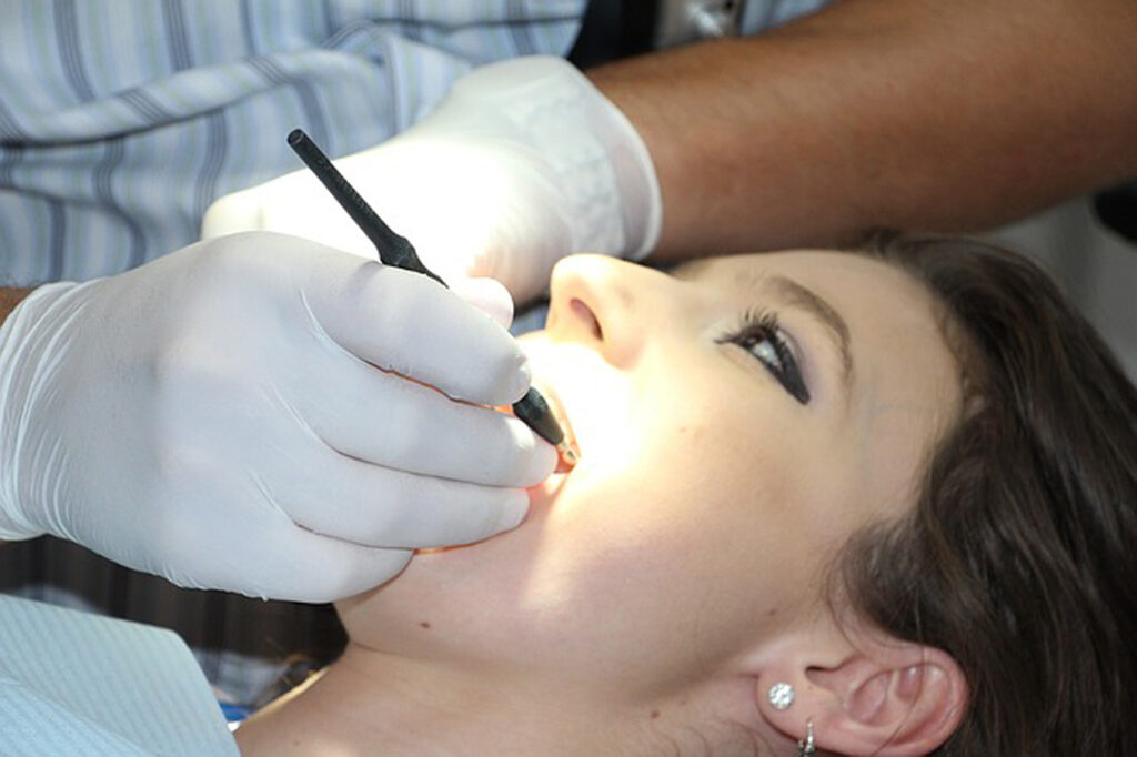 Professionelle Prophylaxe beim Zahnarzt
