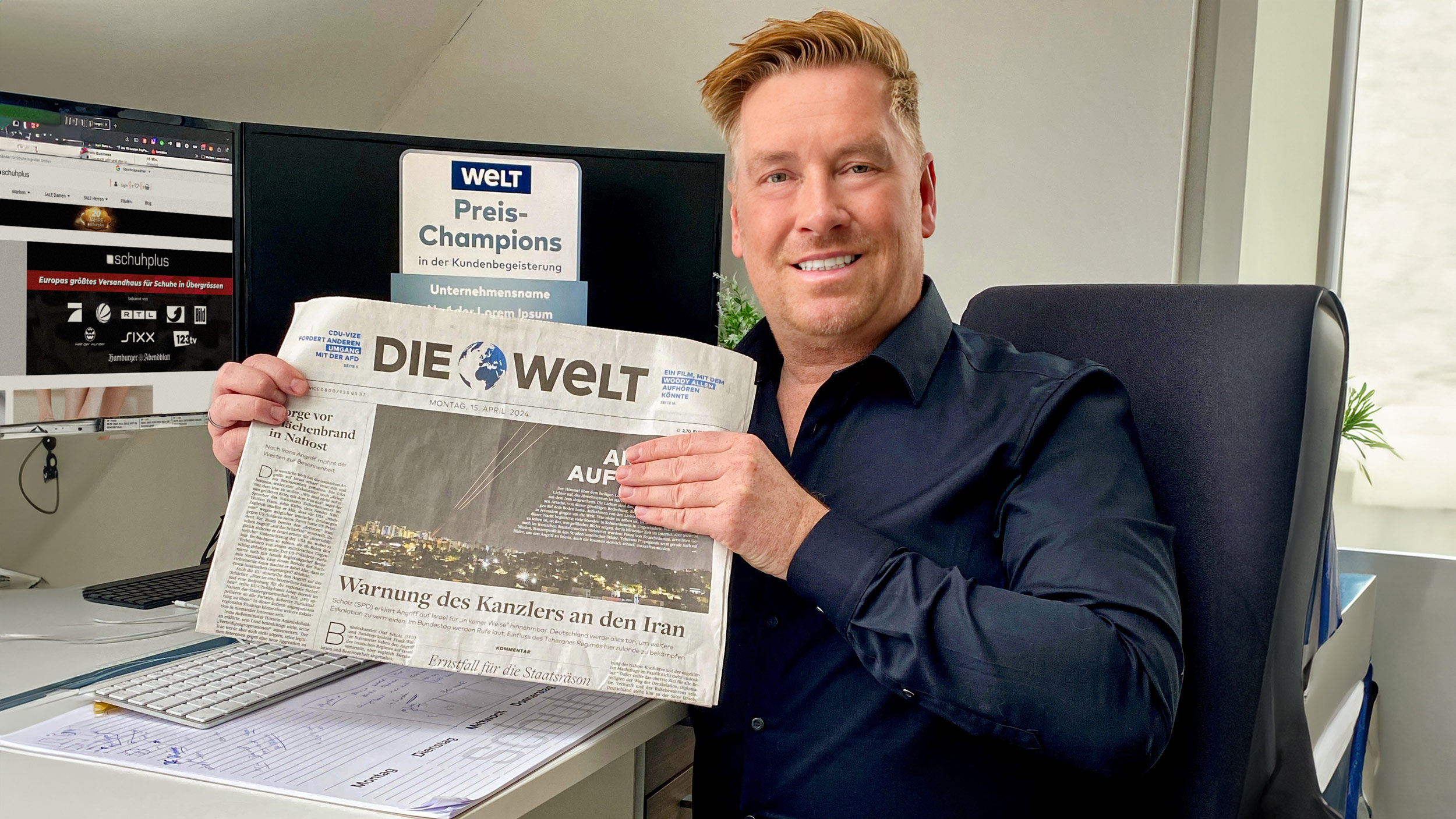 WELT-Award für schuhplus: Firmengründer Kay Zimmer freut sich über den Titel "Preis-Champion 2024" (Die Bildrechte liegen bei dem Verfasser der Mitteilung.)