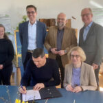 Vertragsunterzeichnung in Brandenburg für nachhaltiges Wirtschaften und den Klimaschutz zwischen E.DIS und der Stiftung WaldWelten
