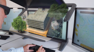 Die 3D PluraView Stereo-Monitoren von Schneider Digital mit der CAD-Software ELITECAD von XEOMETRIC. (Die Bildrechte liegen bei dem Verfasser der Mitteilung.)